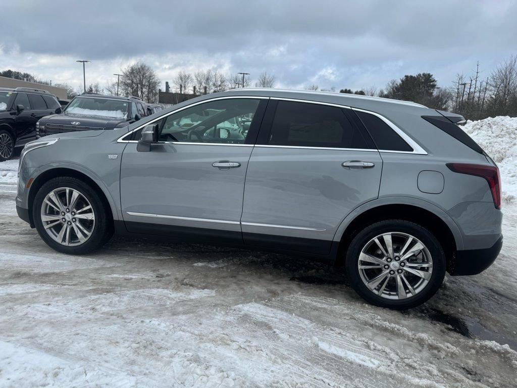 Used 2024 Cadillac XT5 Premium Luxury image 2