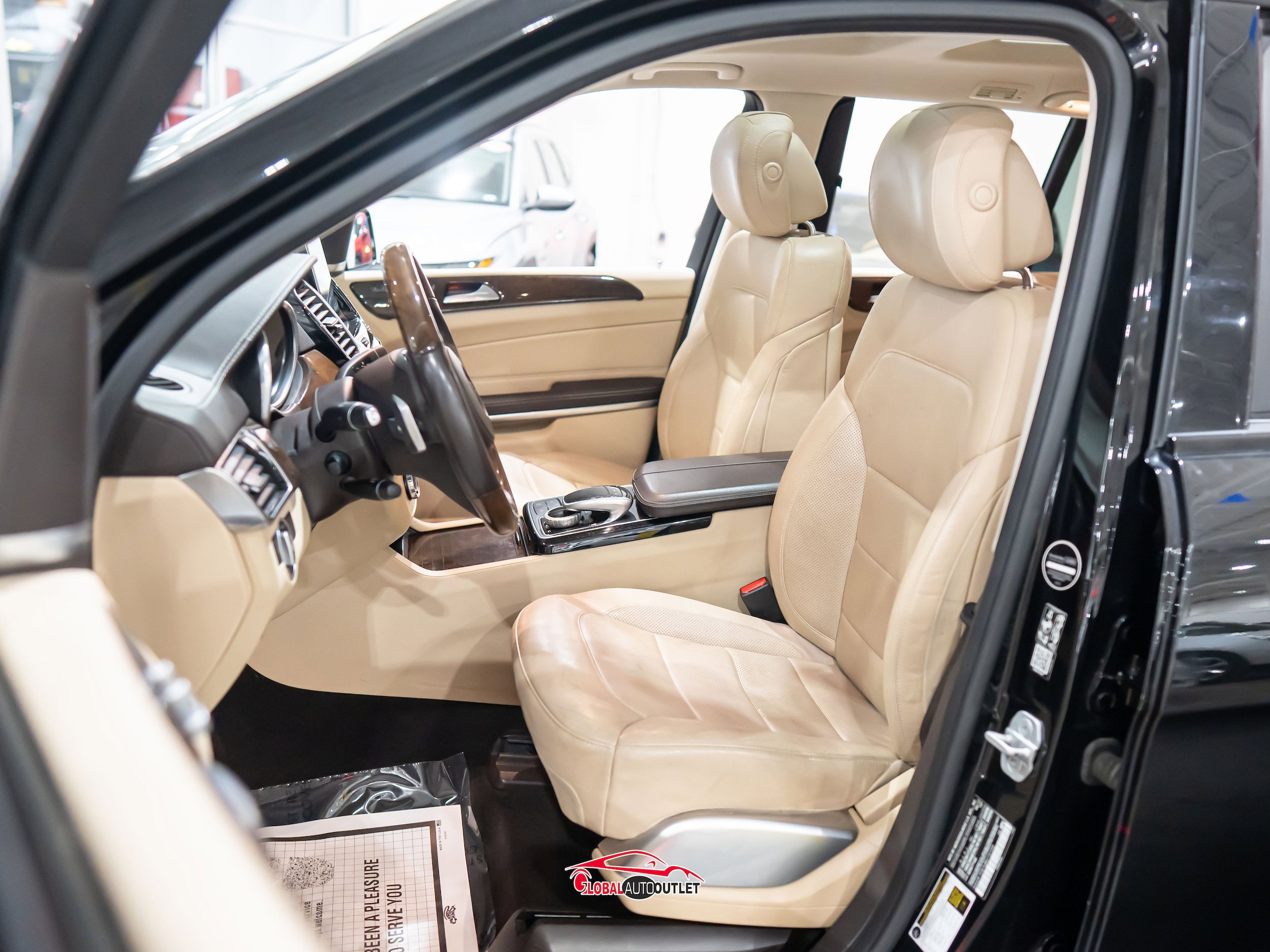 Used 2018 Mercedes-Benz GLS 550 4MATIC w/ Driver Assistance Package image 16