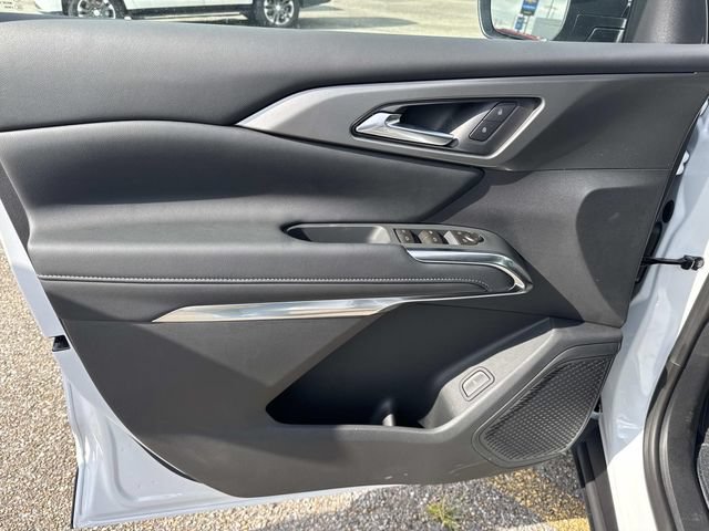 New 2026 Chevrolet Traverse LT w/ Driver Confidence Package FWD image 36