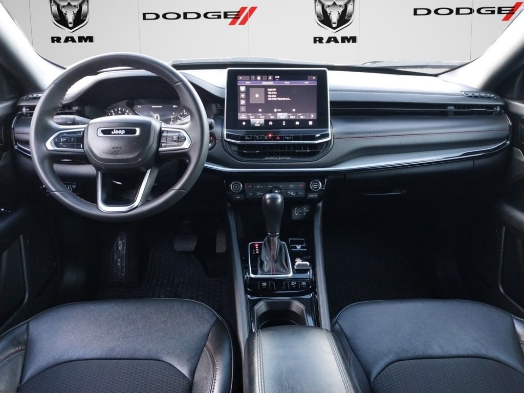 Used 2023 Jeep Compass Trailhawk image 9