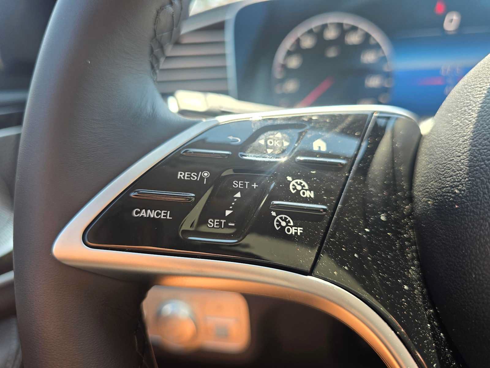 New 2026 Mercedes-Benz GLE 450e 4MATIC image 33