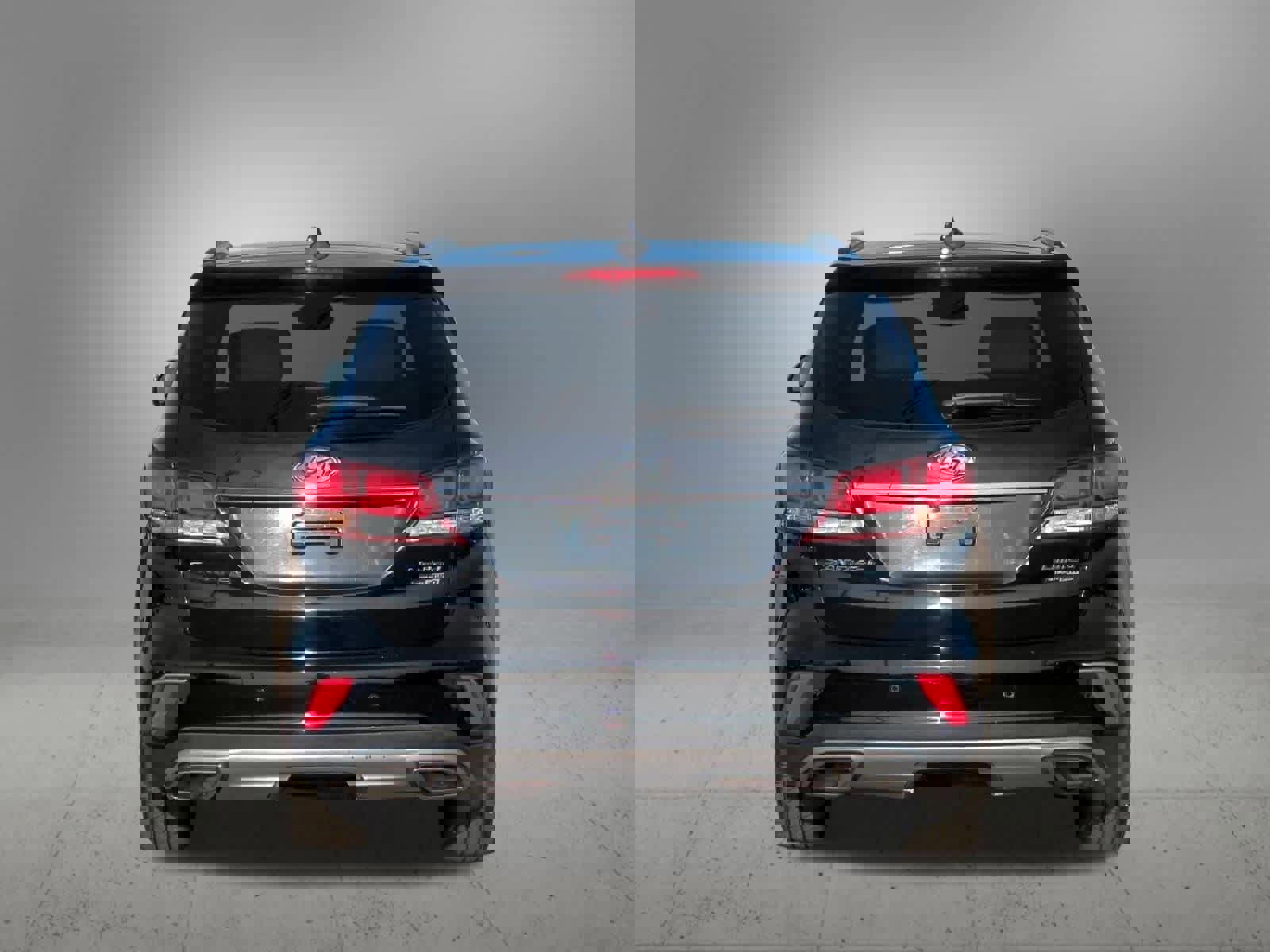 Used 2017 Hyundai Santa Fe Limited image 5