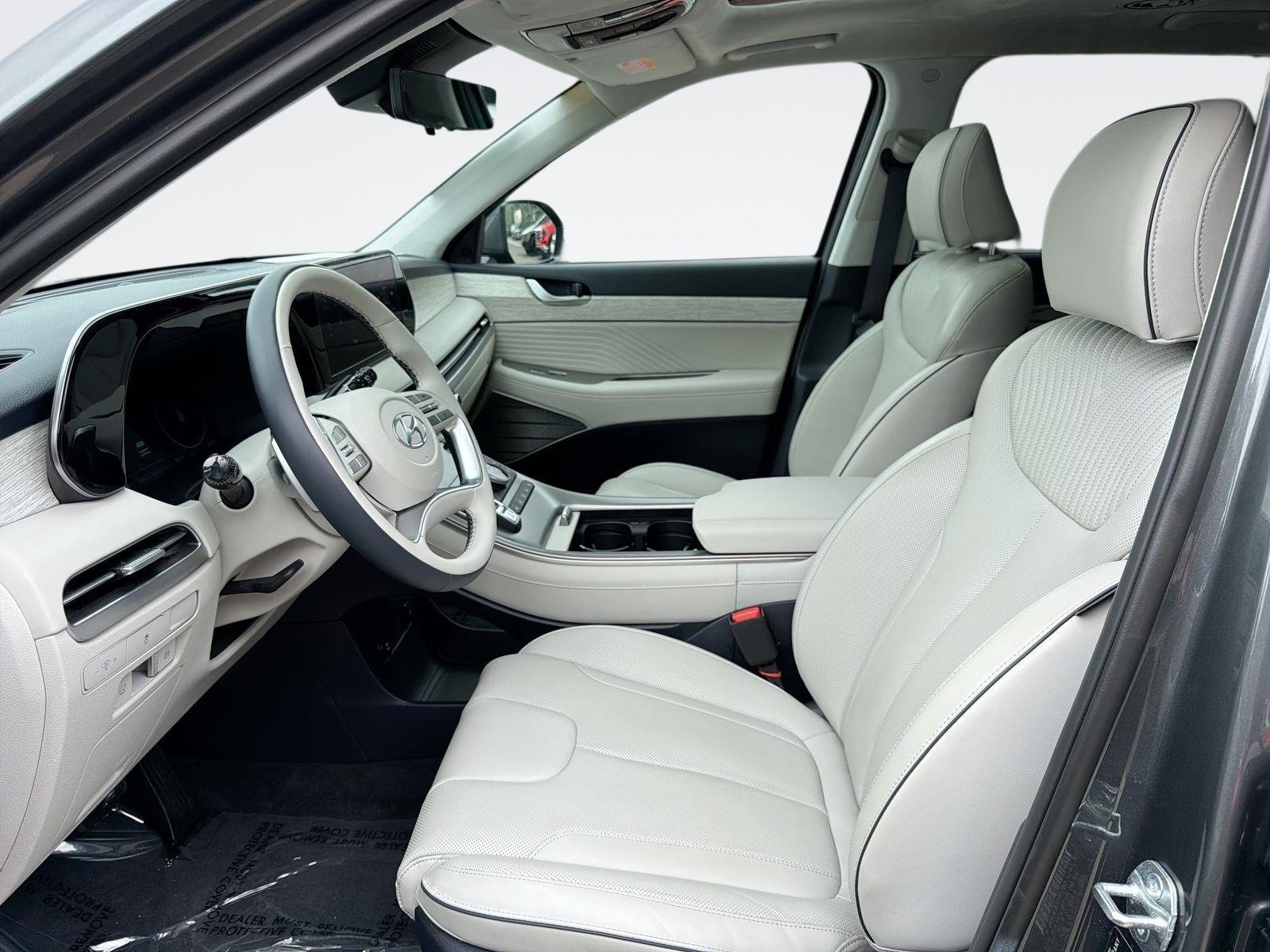 Used 2025 Hyundai Palisade Calligraphy FWD image 21