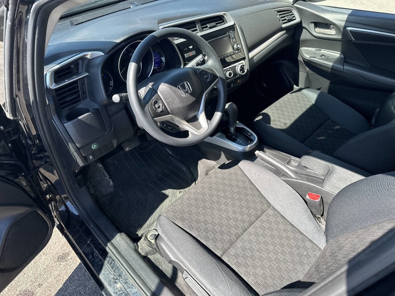 Used 2016 Honda Fit LX image 10