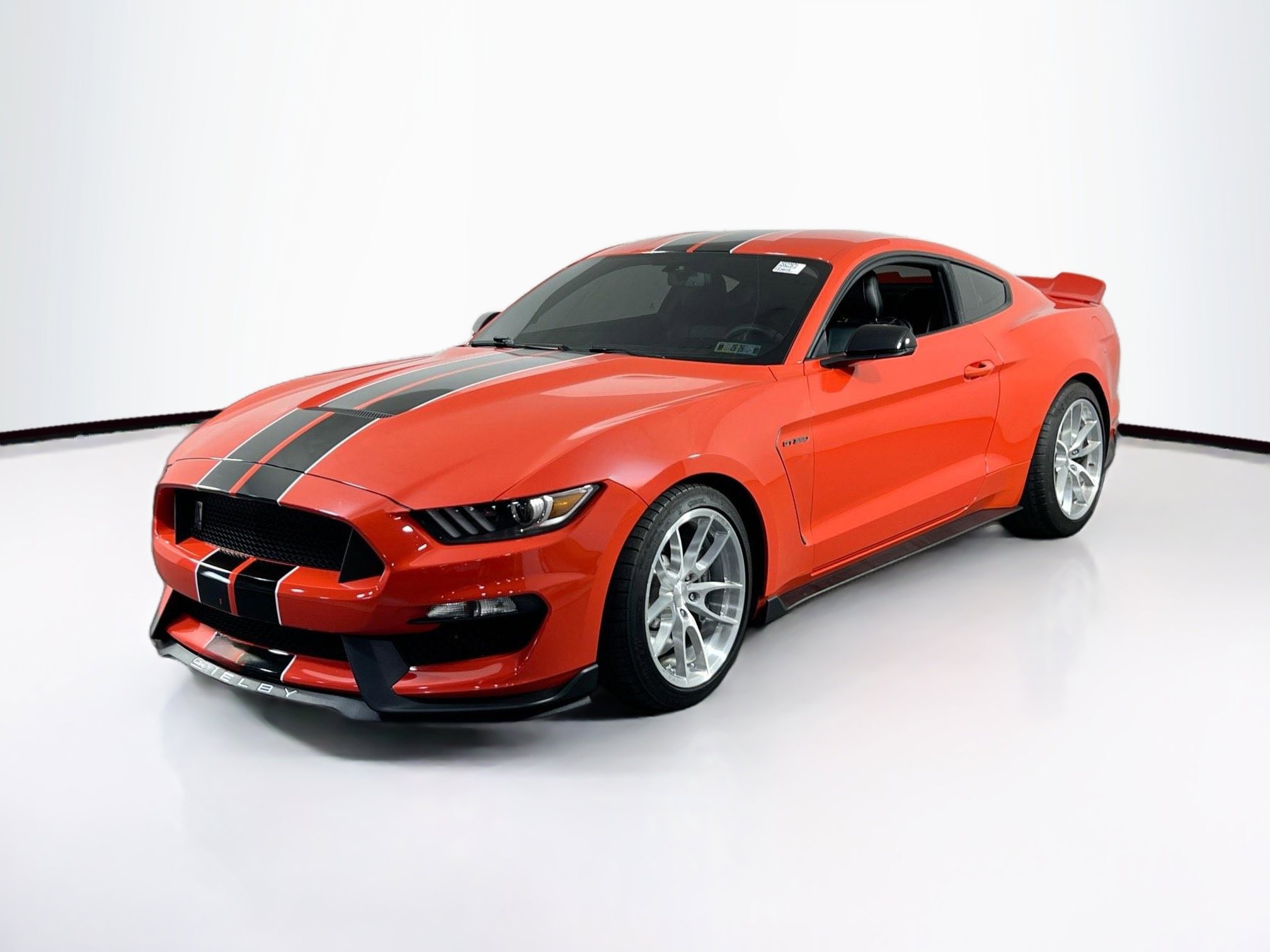 Used 2016 Ford Mustang Shelby GT350 w/ Technology Package image 1