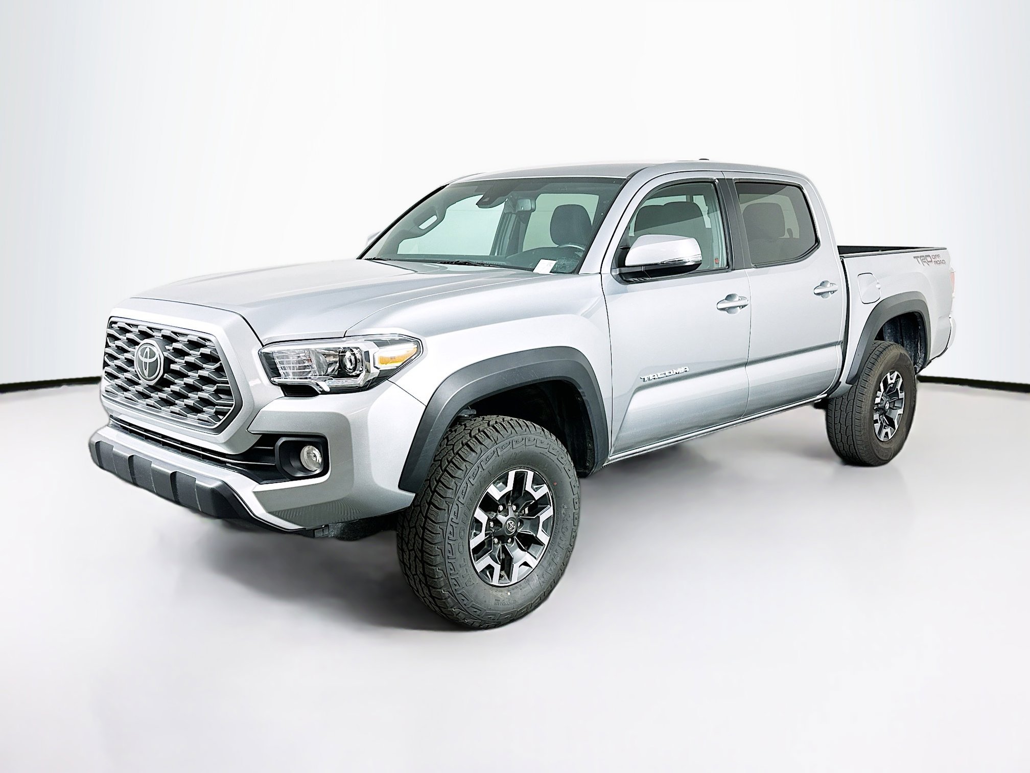 Used 2023 Toyota Tacoma TRD Off-Road image 3