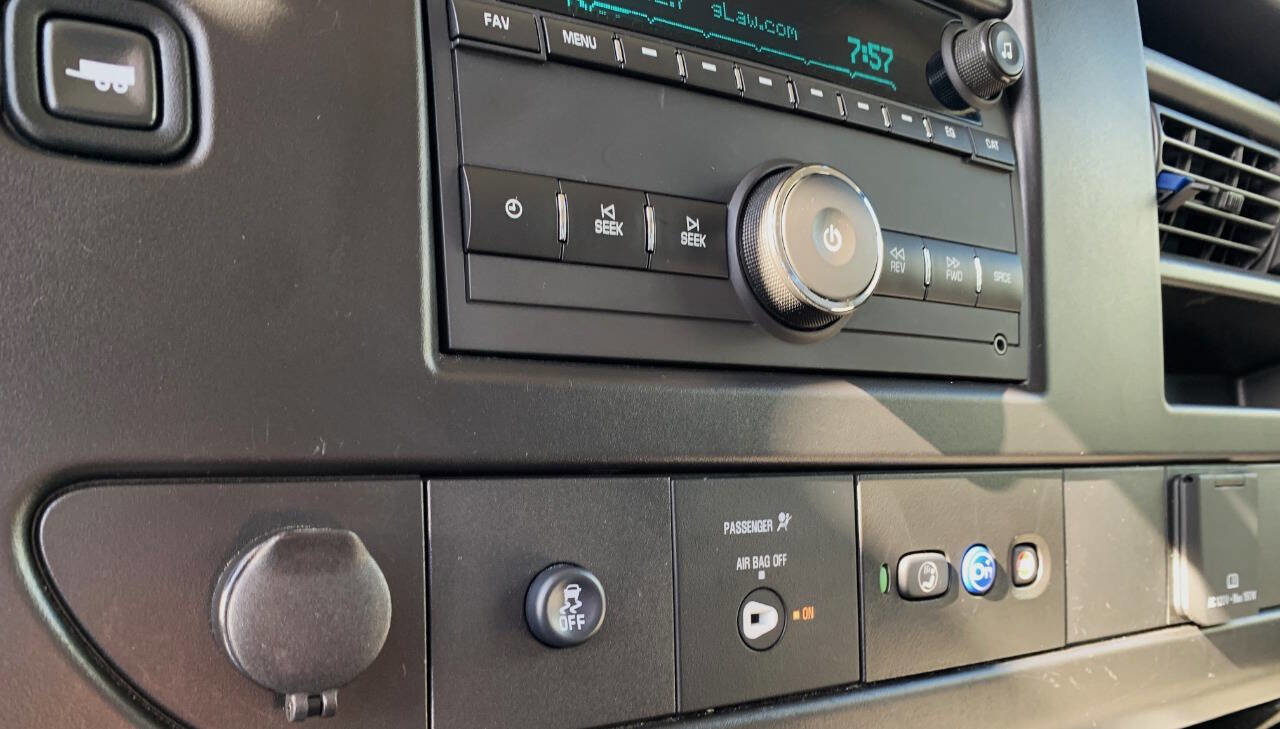 Used 2023 Chevrolet Express 3500 LS RWD image 20