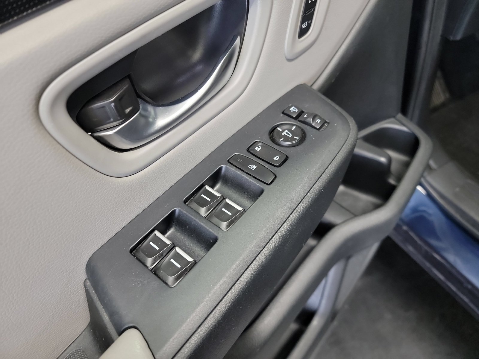 Used 2023 Honda Pilot Elite image 14