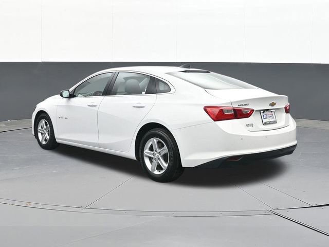Used 2025 Chevrolet Malibu LS image 9
