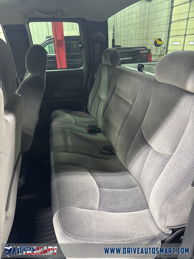 Used 2004 GMC Sierra 1500 SLE w/ Light Duty Power Package image 22