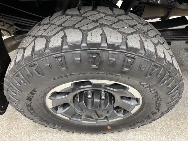 Used 2024 Ford F350 Platinum w/ Tremor Off-Road Package AWD/4WD image 17