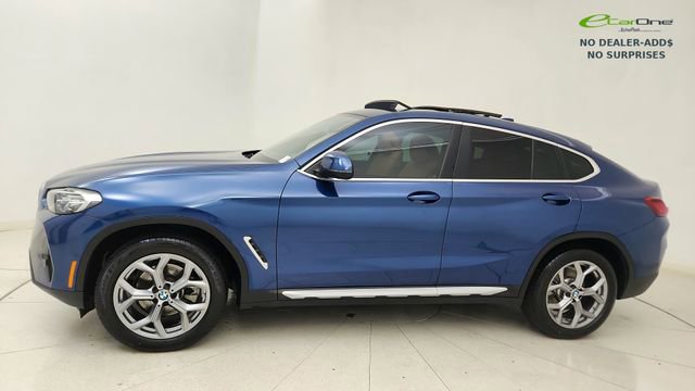 Used 2025 BMW X4 xDrive30i AWD/4WD image 3