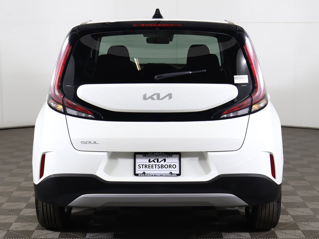 Used 2024 Kia Soul LX w/ Option Group 015 image 11