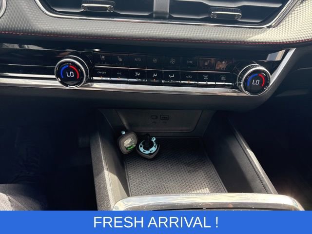 Used 2025 Chevrolet Equinox RS w/ Safety and Technology Package image 6