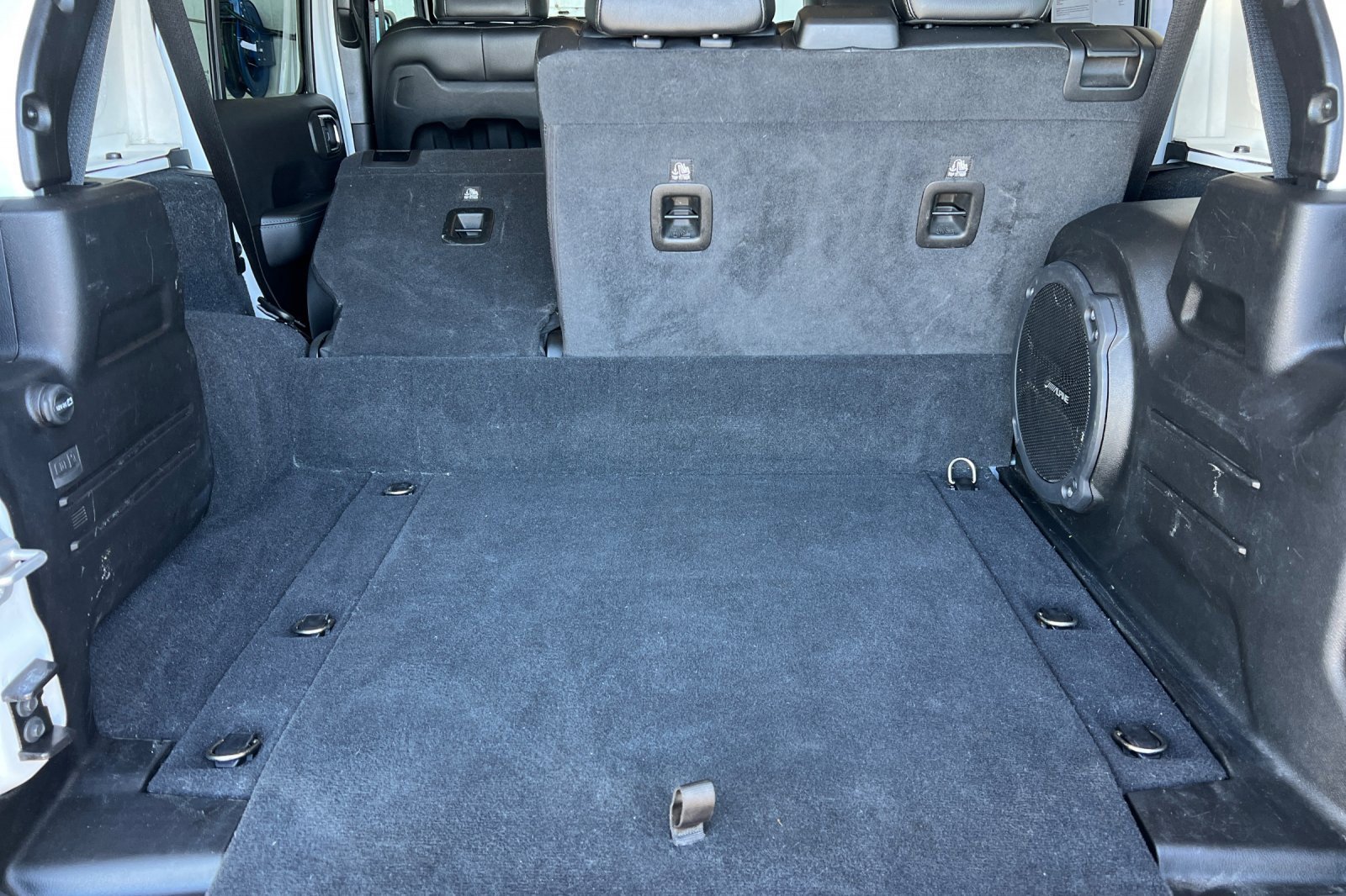 Used 2022 Jeep Wrangler Unlimited Rubicon 4xe w/ Steel Bumper Group image 15