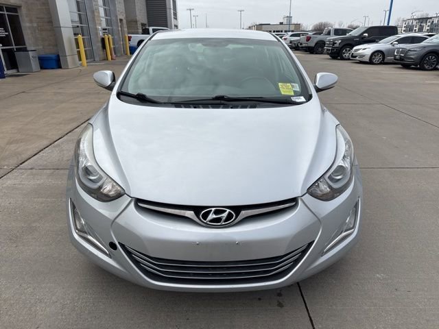 Used 2016 Hyundai Elantra Limited image 10