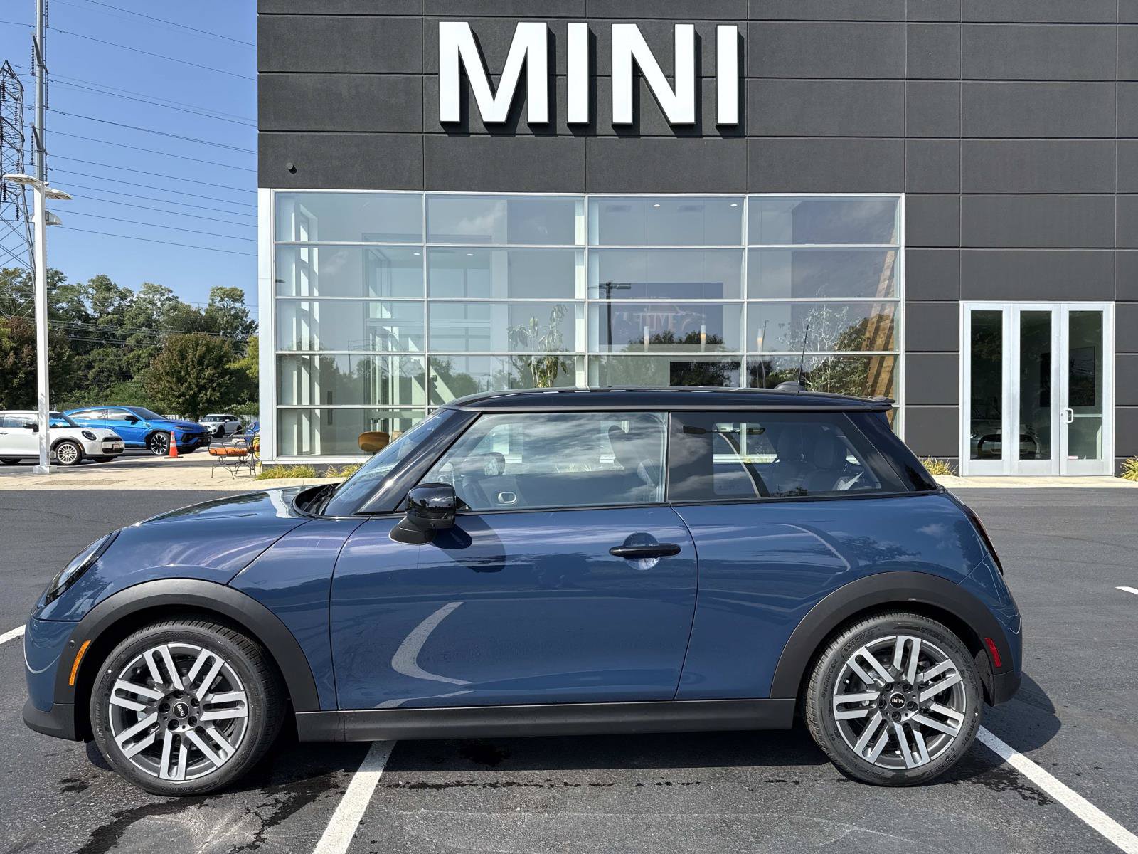 New 2026 MINI Cooper S FWD image 2