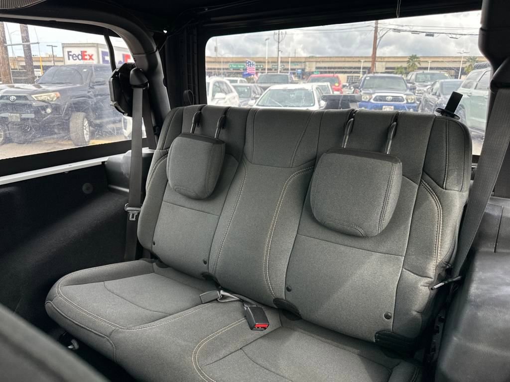 Used 2024 Jeep Wrangler Sport image 15
