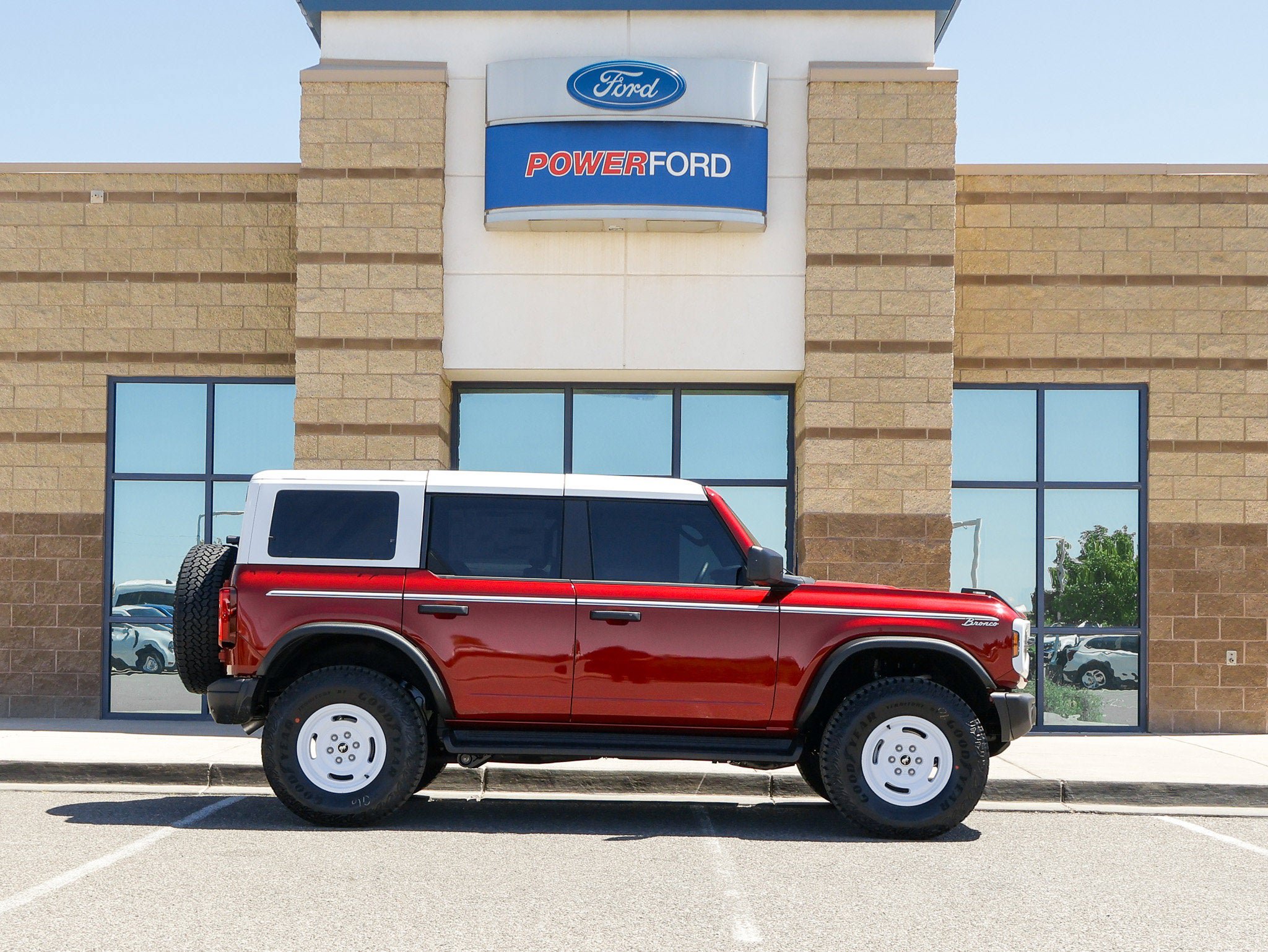 New 2026 Ford Bronco Heritage Edition AWD/4WD image 5