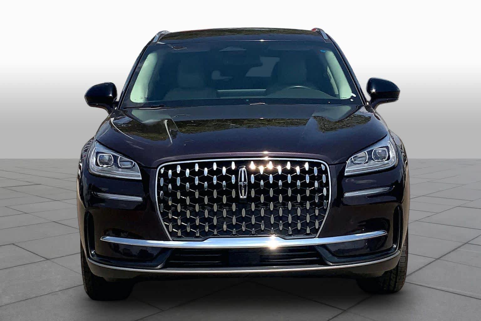 Certified 2023 Lincoln Corsair Reserve AWD/4WD image 4