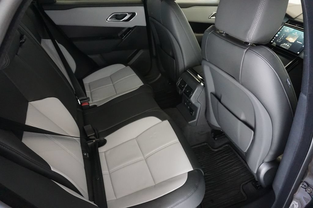 New 2026 Land Rover Range Rover Velar Dynamic SE AWD/4WD image 26