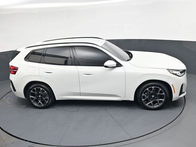 Used 2026 BMW X3 xDrive30 w/ M Sport Package image 22