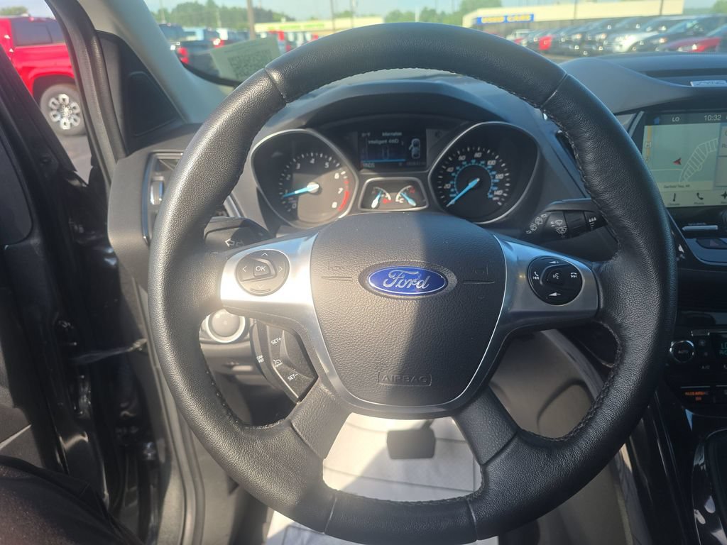 Used 2016 Ford Escape Titanium w/ Equipment Group 301A AWD/4WD image 14
