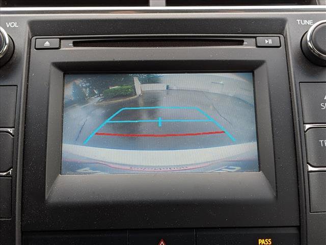 Used 2015 Toyota Camry LE image 13