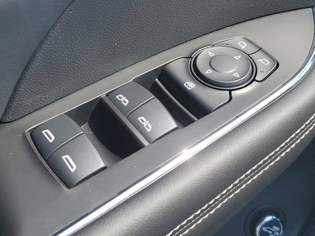 Certified 2023 Buick Envision Preferred AWD/4WD image 22