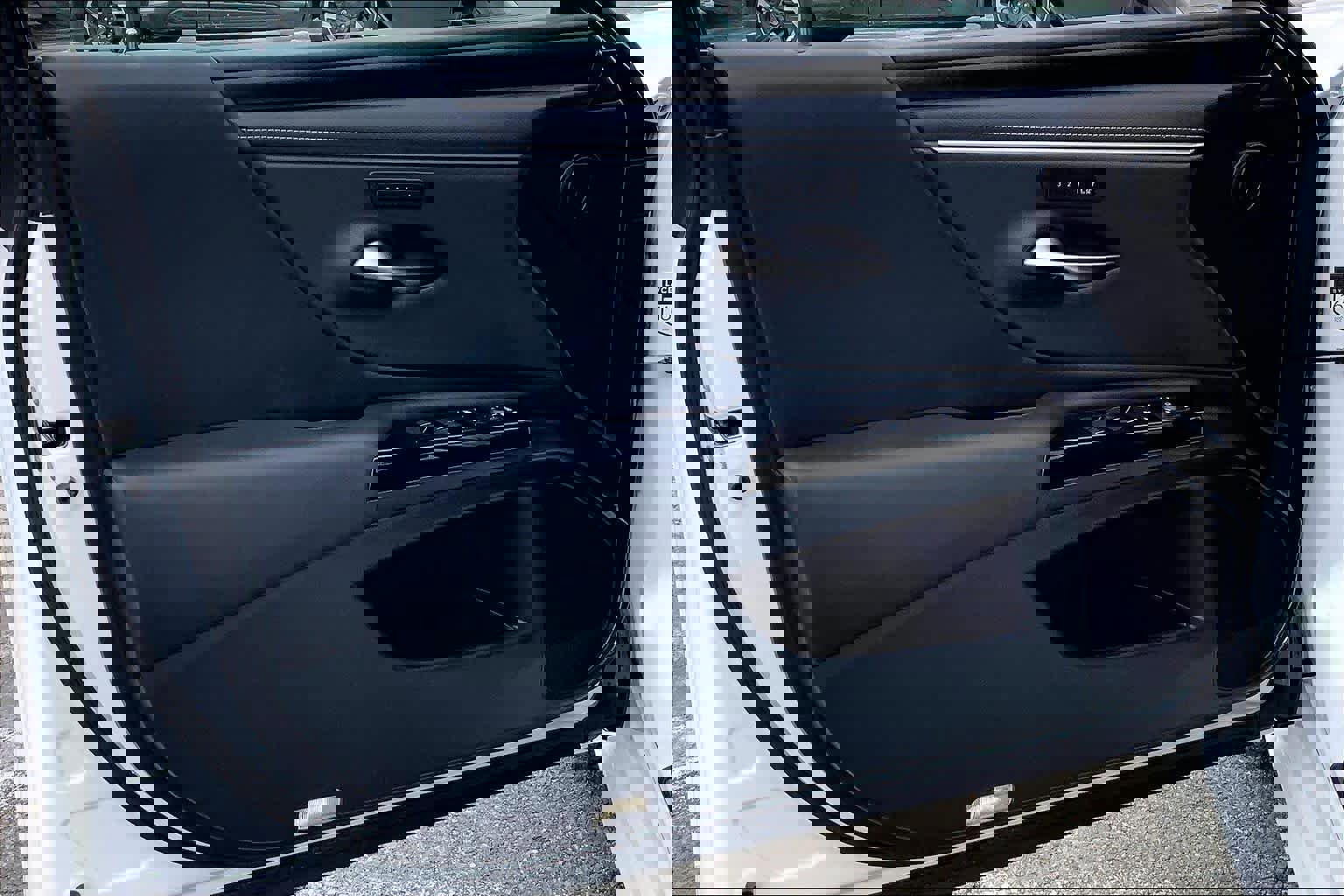 Certified 2025 Lexus ES 350 w/ Premium Package image 22