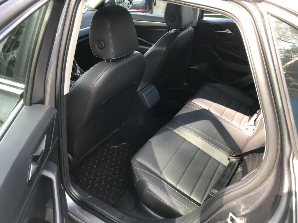 Used 2021 Volkswagen Jetta image 7