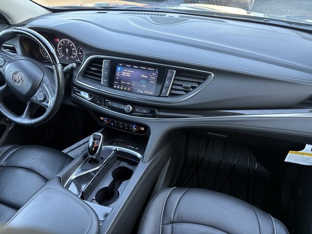 Used 2021 Buick Enclave Avenir w/ Avenir Technology Package image 24