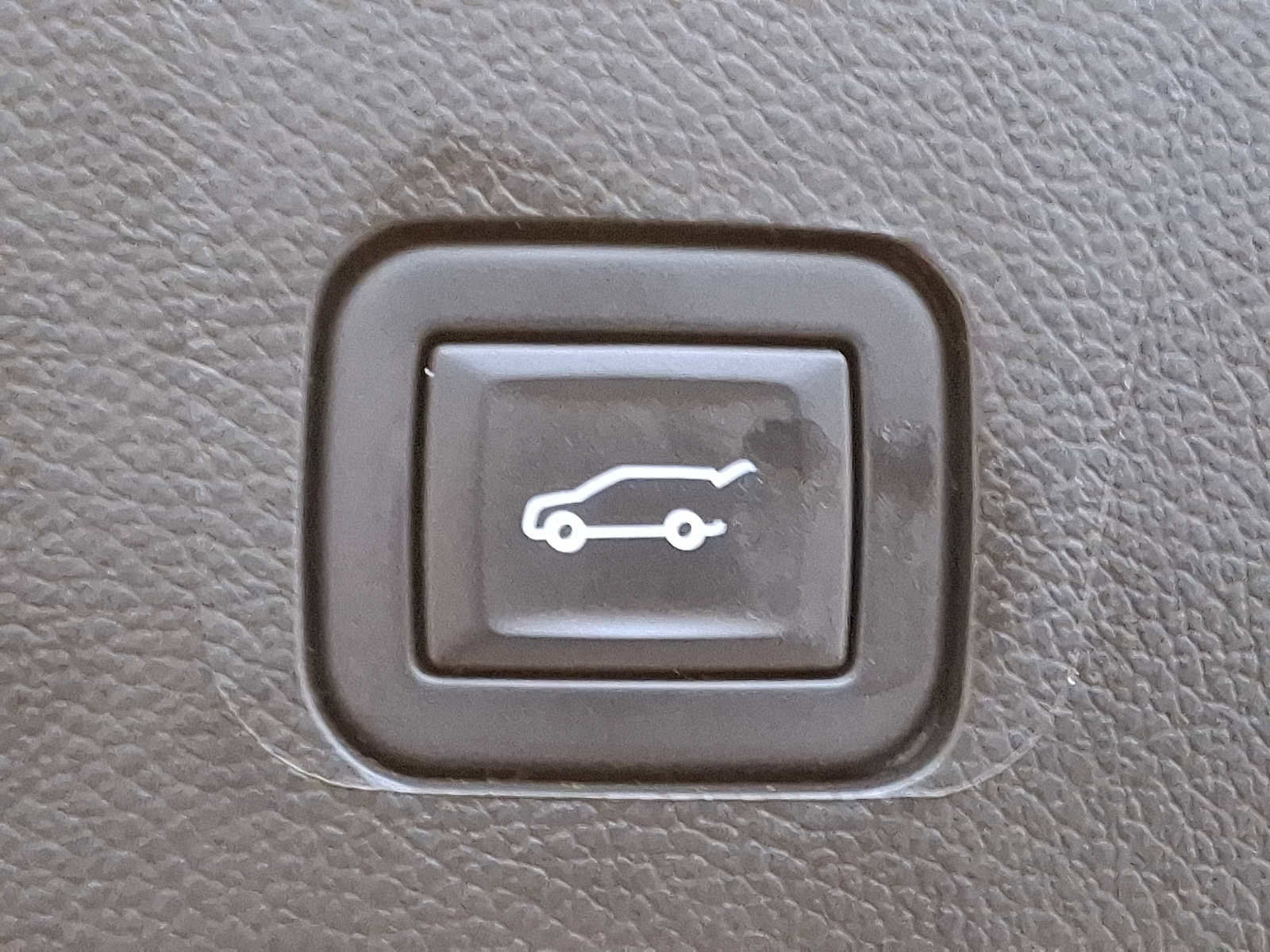 Certified 2023 Chevrolet Traverse LT w/ Midnight/Sport Edition image 29