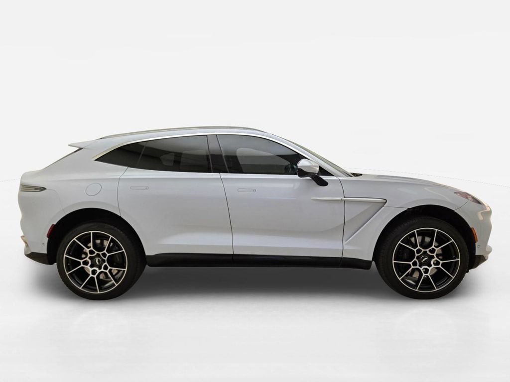 Used 2022 Aston Martin DBX AWD/4WD image 6