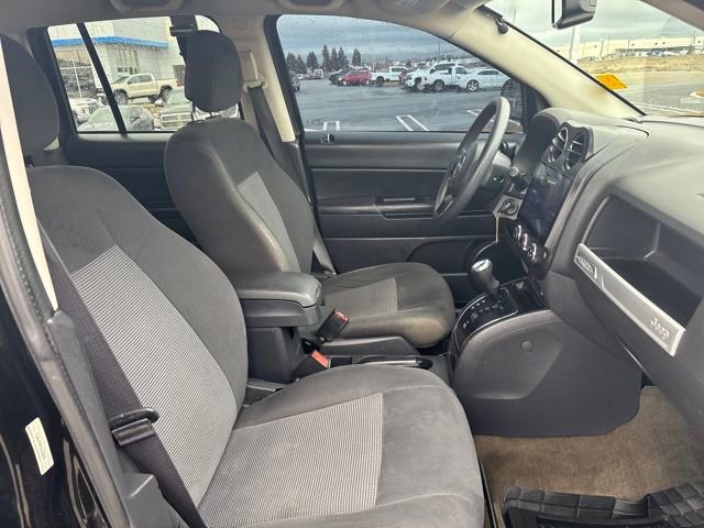 Used 2016 Jeep Compass Sport w/ Power Value Group AWD/4WD image 22
