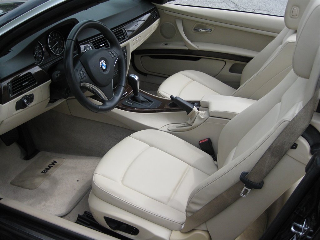 Used 2009 BMW 328i Convertible RWD image 11