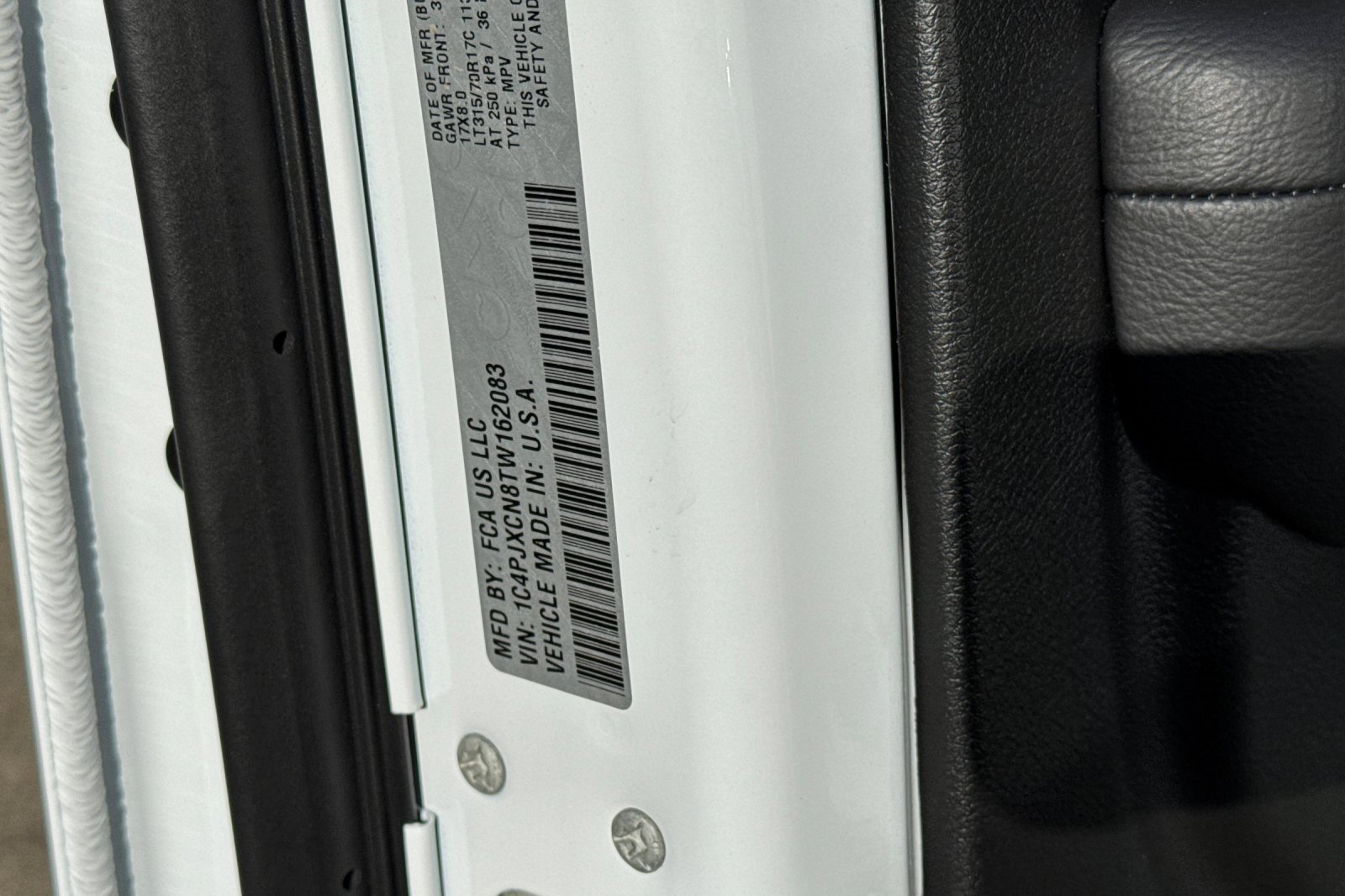 New 2026 Jeep Wrangler Rubicon w/ Xtreme 35 Tire Package image 26