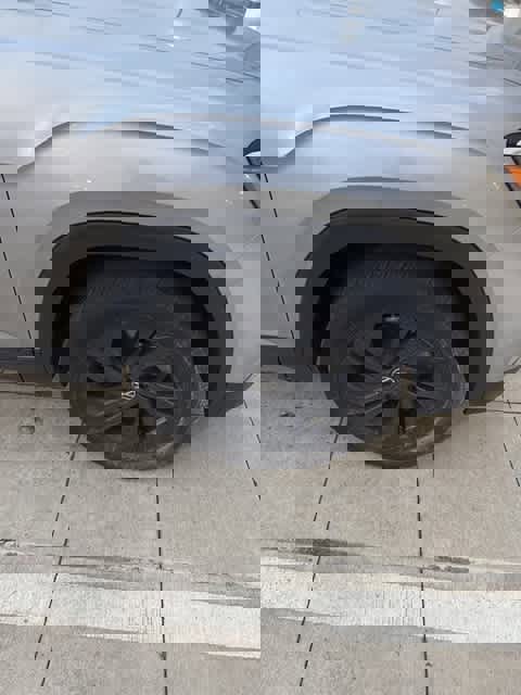 Certified 2023 Volkswagen Atlas SE w/ Panoramic Sunroof Package image 4