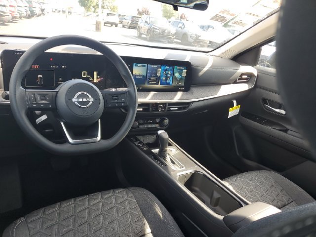 New 2027 Nissan Kicks SV AWD/4WD image 13