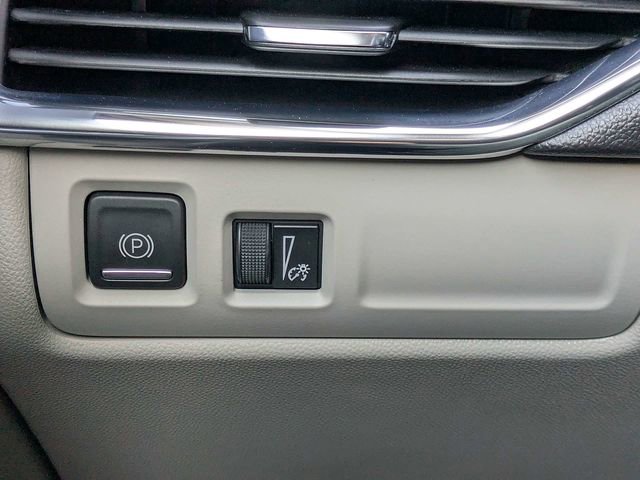 Certified 2023 Cadillac XT4 Premium Luxury image 28