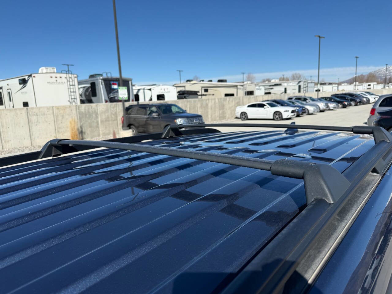 Used 2020 Ford Explorer XLT w/ Comfort Package image 11