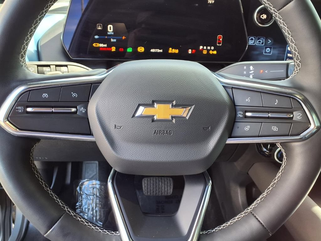 Certified 2024 Chevrolet Equinox EV LT FWD image 8