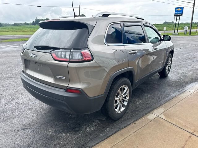 Used 2019 Jeep Cherokee Latitude Plus w/ Cold Weather Group AWD/4WD image 4