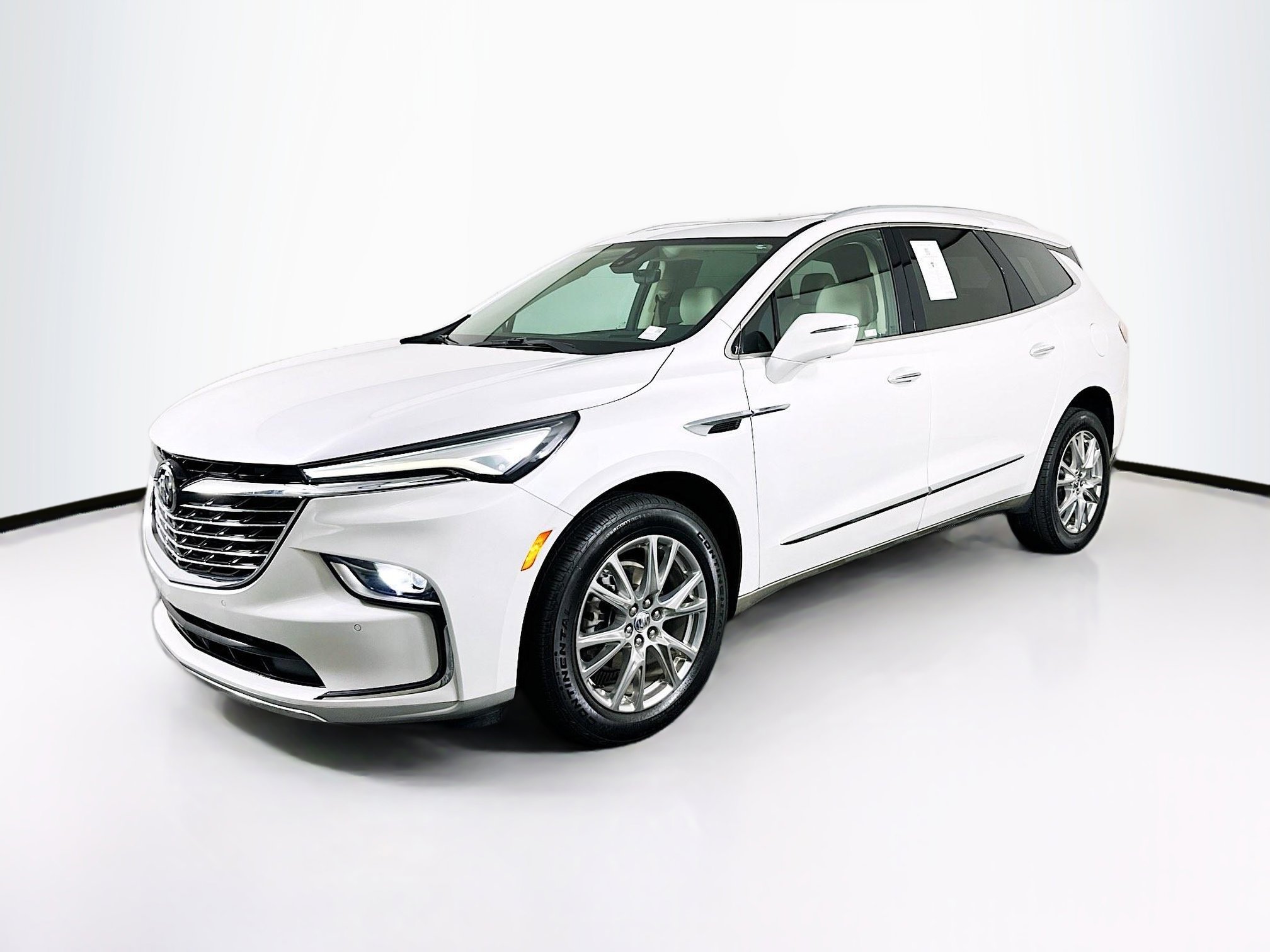 Used 2023 Buick Enclave Premium w/ Experience Buick Package image 3