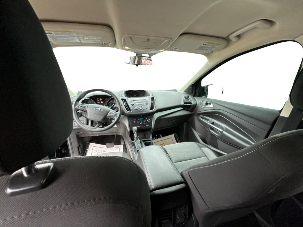 Used 2017 Ford Escape SE w/ SE Cold Weather Package image 33