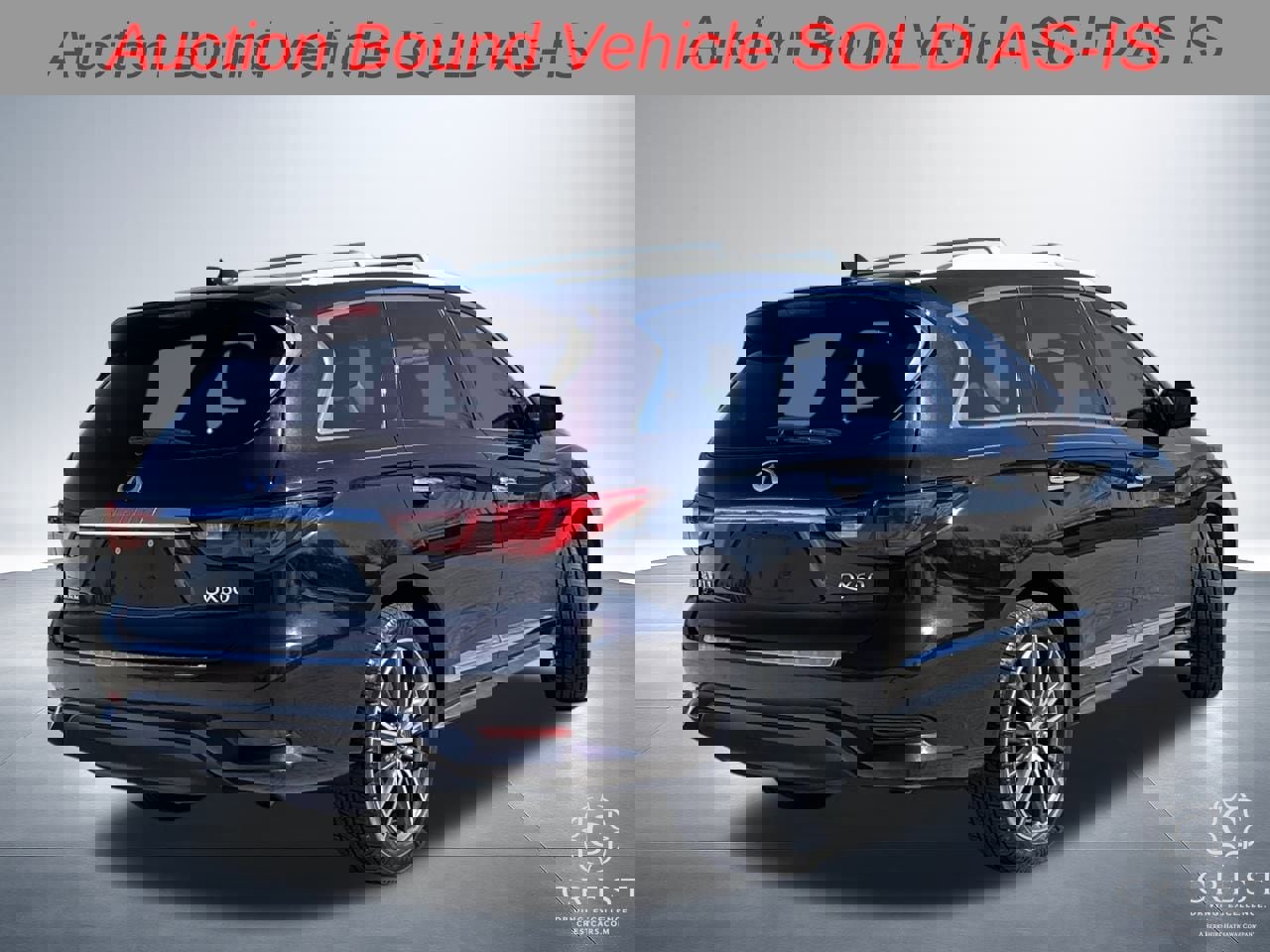 Used 2019 INFINITI QX60 Luxe w/ Sensory Package FWD image 2