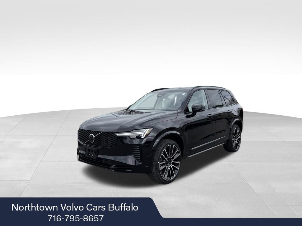 New 2026 Volvo XC90 B6 Ultra w/ Protection Package