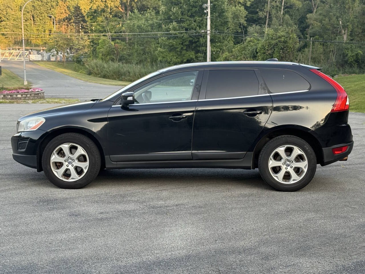Used 2013 Volvo XC60 3.2 AWD/4WD image 5