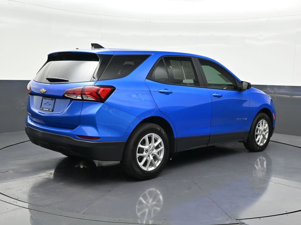 Used 2024 Chevrolet Equinox LS image 5