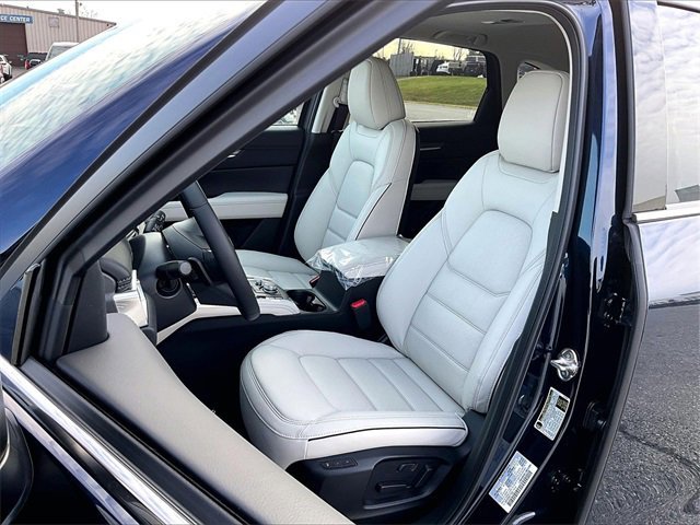 New 2025 MAZDA CX-5 AWD 2.5 S w/ Premium Plus Pkg image 9